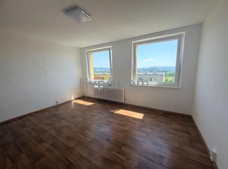 . | Pronájem bytu, 1+kk, 31 m²