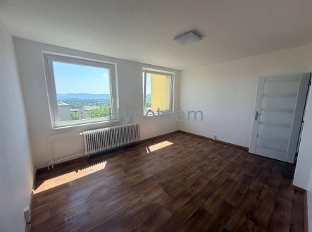 . | Pronájem bytu, 1+kk, 31 m²