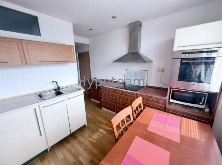. | Pronájem bytu, 3+1, 78 m²