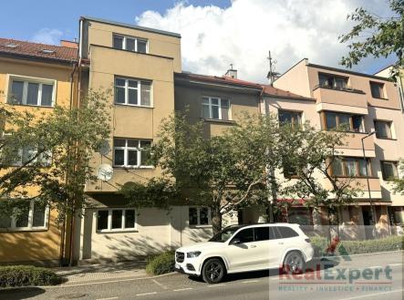 Prodej - nájemní dům, 430 m² obrázek