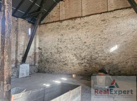 4c.jpg | Pronájem - skladovací prostor, 200 m²