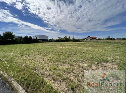 2-1.jpeg | Prodej - pozemek pro bydlení, 1 739 m²