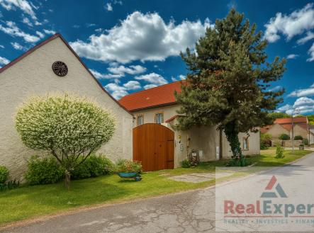 001aa.png | Prodej - dům/vila, 250 m²