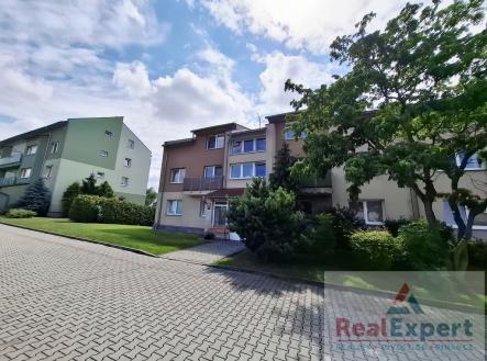 20250802-122711.jpg | Pronájem bytu, 3+kk, 75 m²