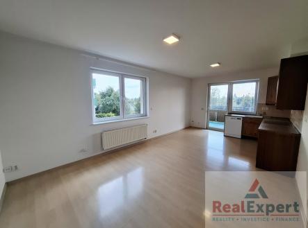 20250802-121147.jpg | Pronájem bytu, 3+kk, 75 m²