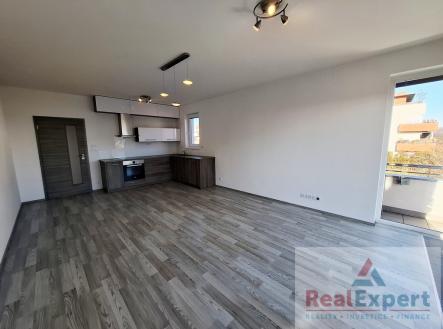 20260118-104302.jpg | Prodej bytu, 2+kk, 86 m²