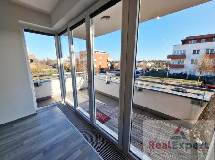Prodej bytu, 2+kk, 87 m² obrázek