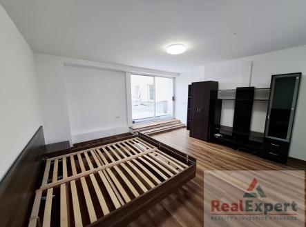 20251201-133800.jpg | Pronájem bytu, 1+1, 44 m²