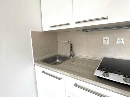 c0efeba8-a7bc-476b-829f-b485d97c49ab.jpg | Pronájem bytu, 1+kk, 26 m²