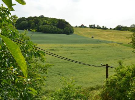 pohled od hřiště | Prodej - pozemek pro bydlení, 997 m²