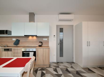  -  | Prodej bytu, 1+kk, 42 m²