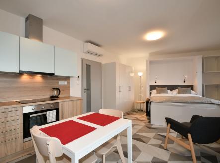  -  | Prodej bytu, 1+kk, 42 m²