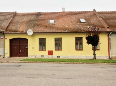  -  | Prodej - dům/vila, 290 m²