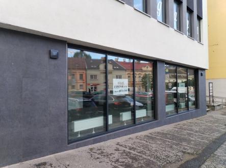  -  | Pronájem - komerční objekt, obchodní centrum, 136 m²