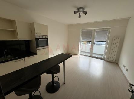 . | Prodej bytu, 1+kk, 27 m²