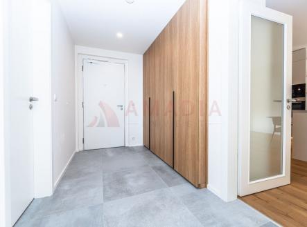 . | Prodej bytu, 2+kk, 58 m²