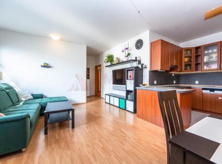 . | Pronájem bytu, 3+kk, 75 m²