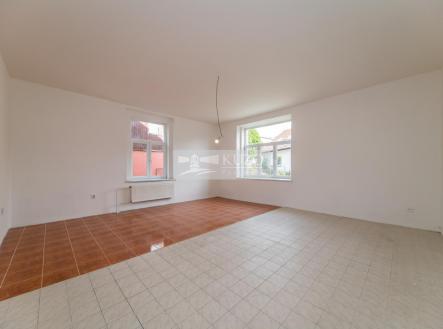 . | Prodej - dům/vila, 321 m²