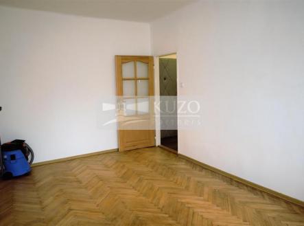 Pronájem bytu, 1+1, 33 m²
