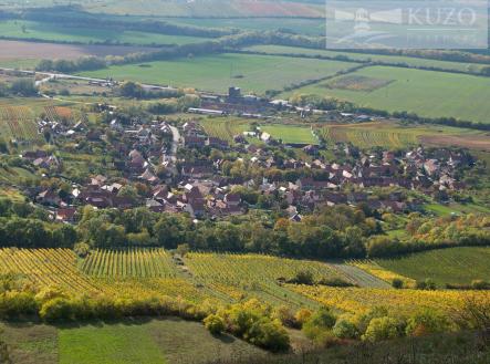 bavory-ze-stolove-hory-2-crop.jpg | Prodej - pozemek pro komerční výstavbu, 200 m²