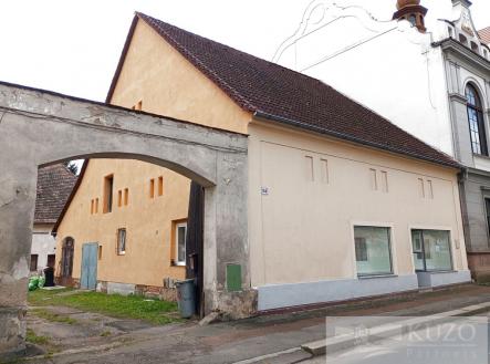 Prodej - dům/vila, 180 m² obrázek