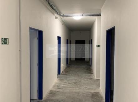 Pronájem - skladovací prostor, 13 m²