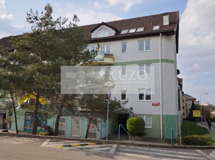 qc.jpg | Prodej bytu, 3+1, 108 m²