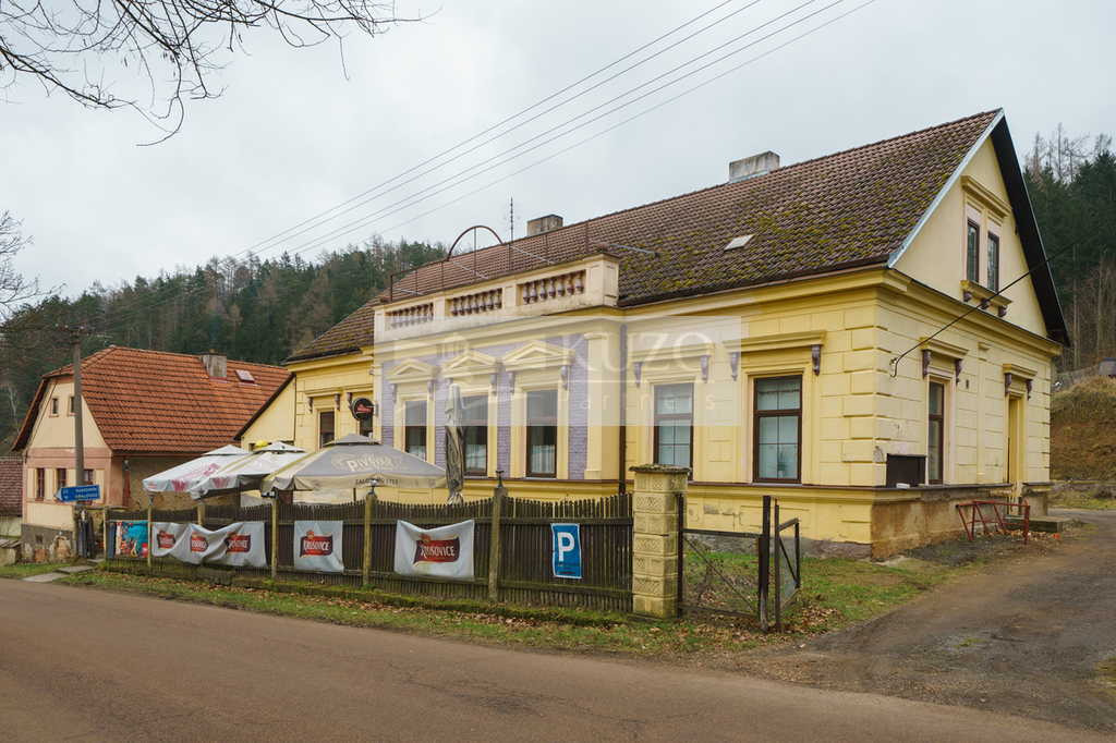 u-sesti-trampu-27.jpg