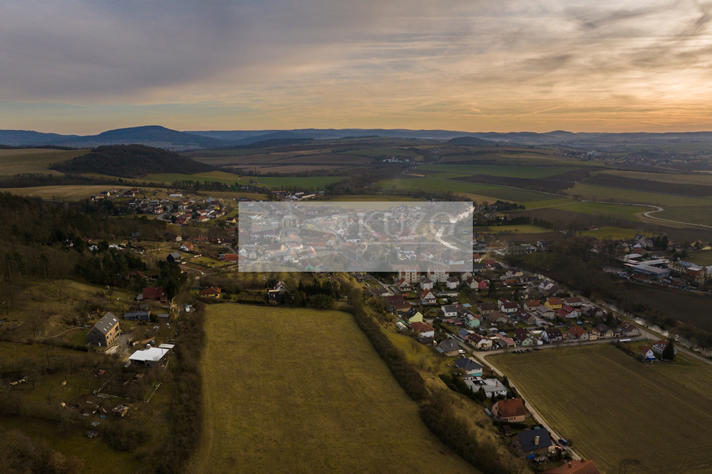 pozemek-chodoun-1.jpg