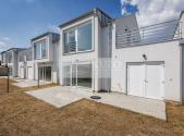 Pronájem - dům/vila, 166 m²