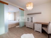 Prodej bytu, 4+1, 98 m²