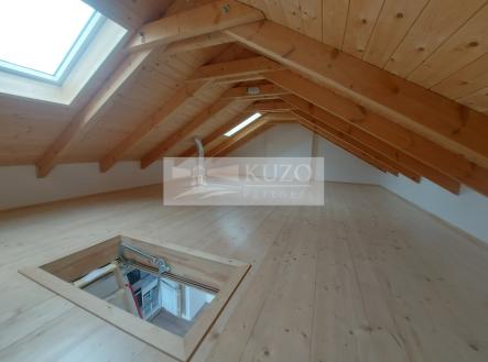 004-1.jpg | Pronájem bytu, 3+kk, 85 m²