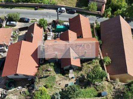 dji-20250729165240-0016-d.jpg | Prodej - dům/vila, 220 m²