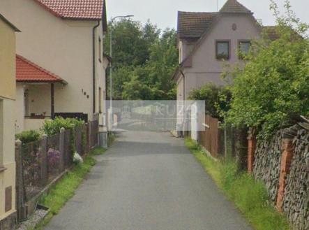 ulice-k-pozemku.jpg | Prodej - pozemek pro bydlení, 1 285 m²