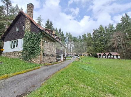 predni-pohled.jpg | Prodej - dům/vila, 453 m²