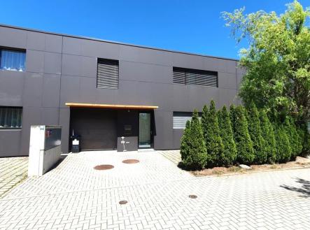 2.jpg | Pronájem - dům/vila, 139 m²