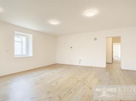 fdf4363-edit.jpg | Prodej bytu, 3+kk, 77 m²