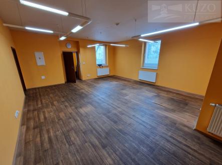 20220314-144111.jpg | Pronájem - obchodní prostor, 158 m²
