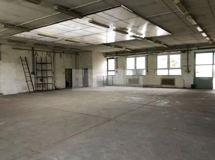 whatsapp-image-2025-12-08-at-14.57.43.jpeg | Pronájem - skladovací prostor, 912 m²