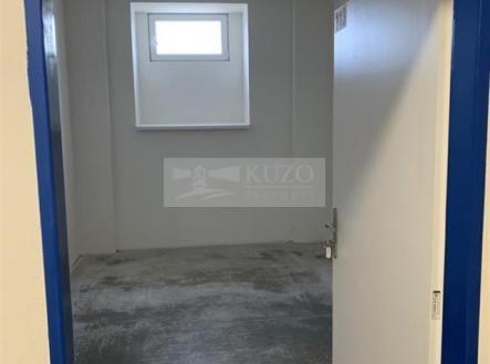 Pronájem - skladovací prostor, 8 m² obrázek