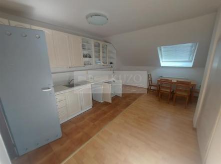 001.jpg | Pronájem bytu, 4+kk, 127 m²