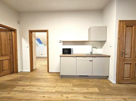 6b.jpg | Pronájem - kanceláře, 104 m²