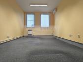 Pronájem - kanceláře, 71 m²