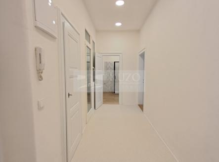 20260119-115720.jpg | Pronájem bytu, 2+kk, 57 m²