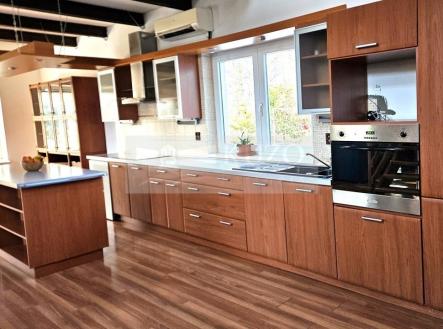 2.jpg | Prodej - dům/vila, 246 m²