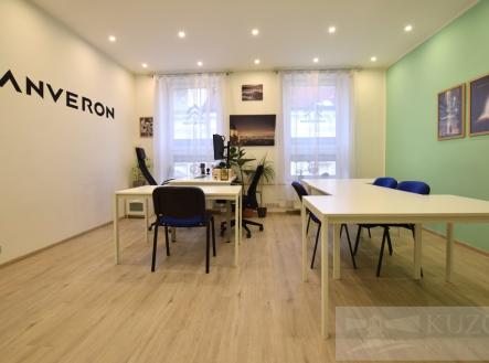 img-6272.jpeg | Pronájem - kanceláře, 26 m²