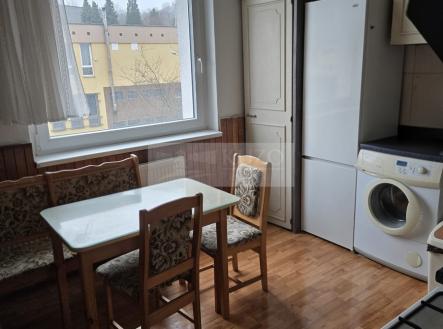 img-20260209-wa0003-1-1-1-1-1.jpg | Prodej bytu, 3+1, 68 m²