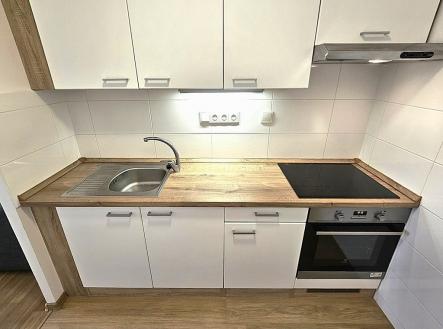 2-3.jpg | Pronájem bytu, 1+kk, 36 m²