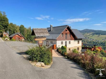 prijezd-k-chalupe.jpeg | Prodej - hotel, 345 m²