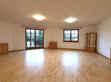2-4.jpg | Prodej - dům/vila, 252 m²